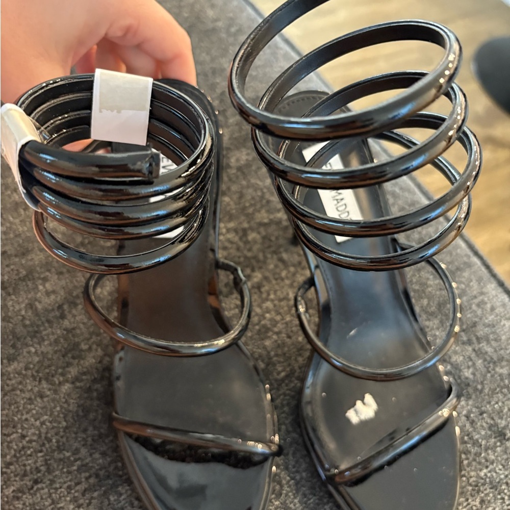 Steve Madden Black Spiral Heels